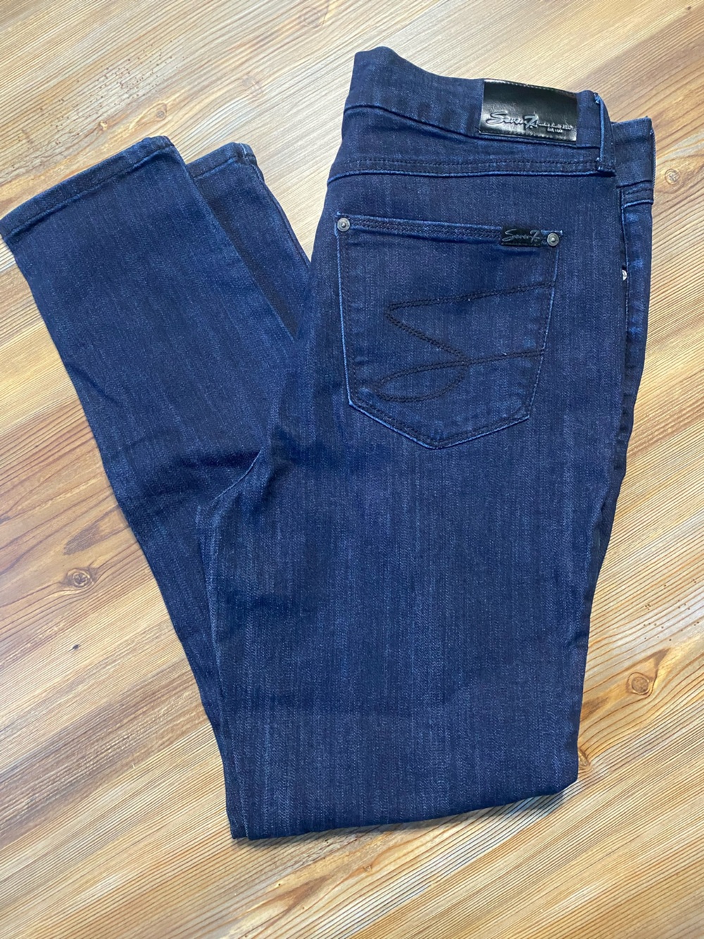 4/$16 Seven7 Skinny Jeans